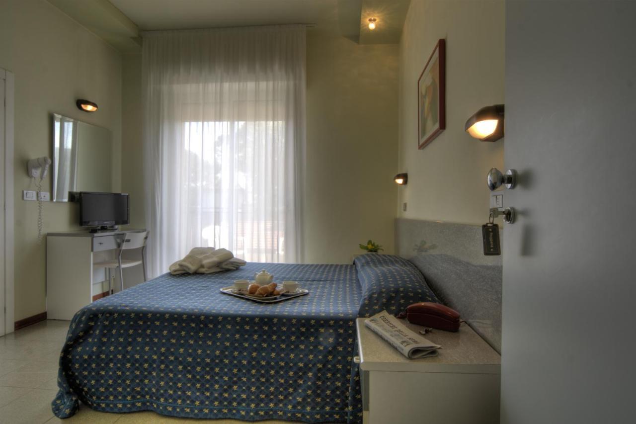 Hotel Reggiana ริชชิโอเน ภายนอก รูปภาพ