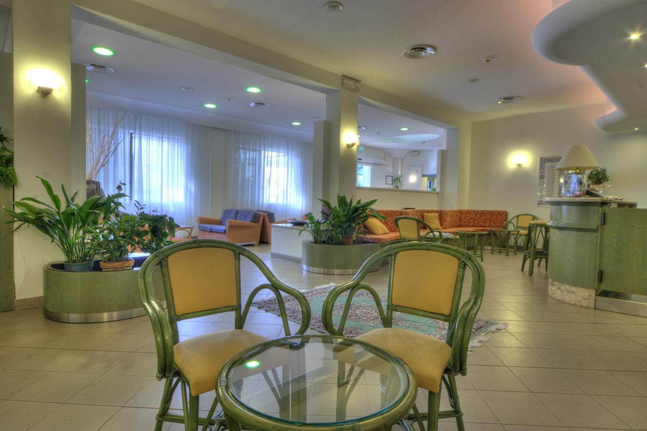 Hotel Reggiana ริชชิโอเน ภายนอก รูปภาพ
