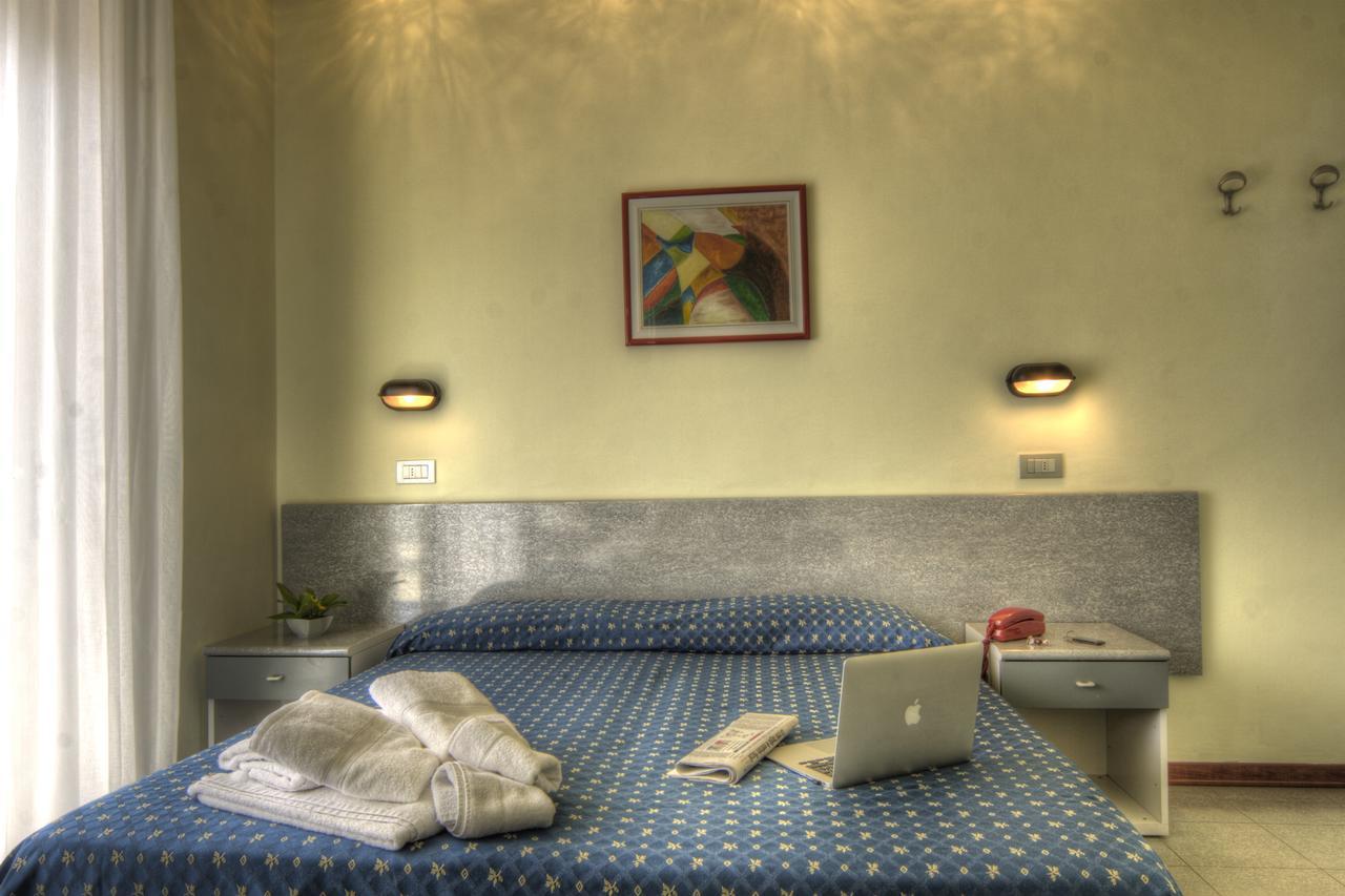 Hotel Reggiana ริชชิโอเน ภายนอก รูปภาพ